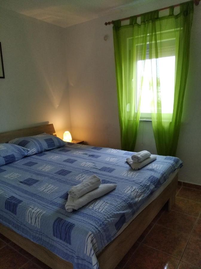Apartmani Darija Vir Oda fotoğraf