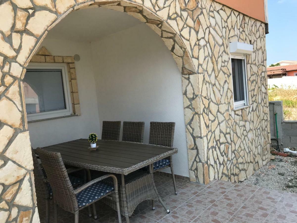 Apartmani Darija Vir Dış mekan fotoğraf